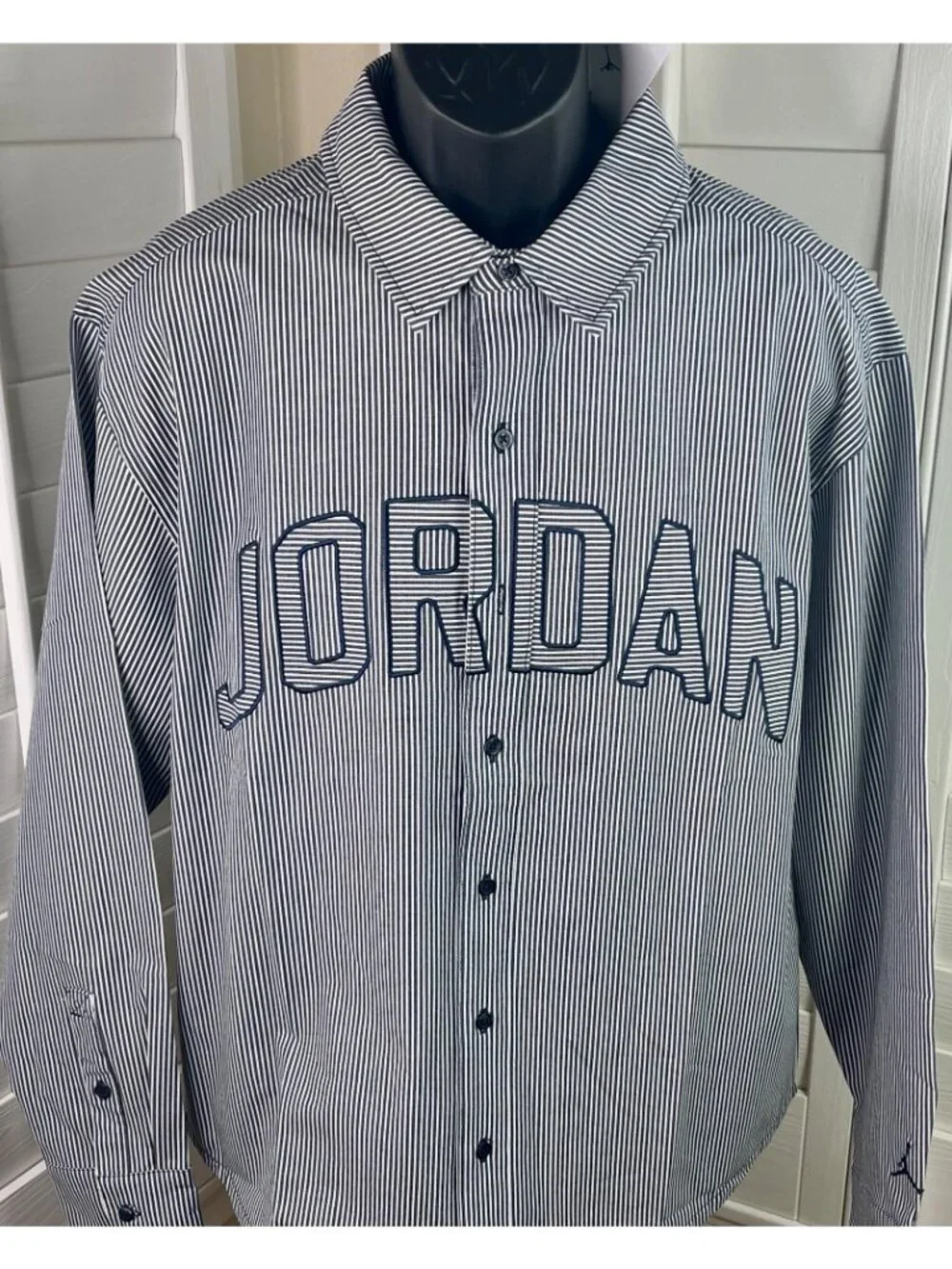 Jordan Flight Blue Striped/White Button-Up Shirt IB0317-451 - Men’s M - NWT $120